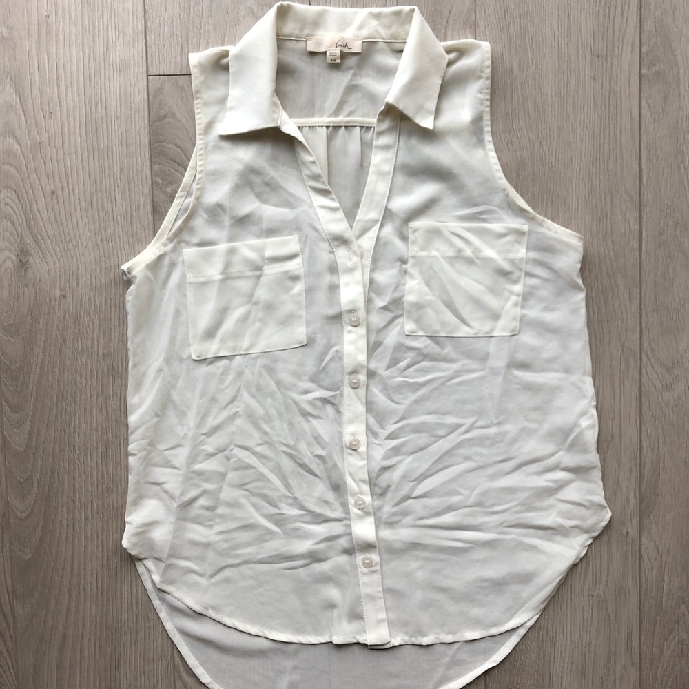 Lush Cream White Collar Buttonup Sleeveless Blouse